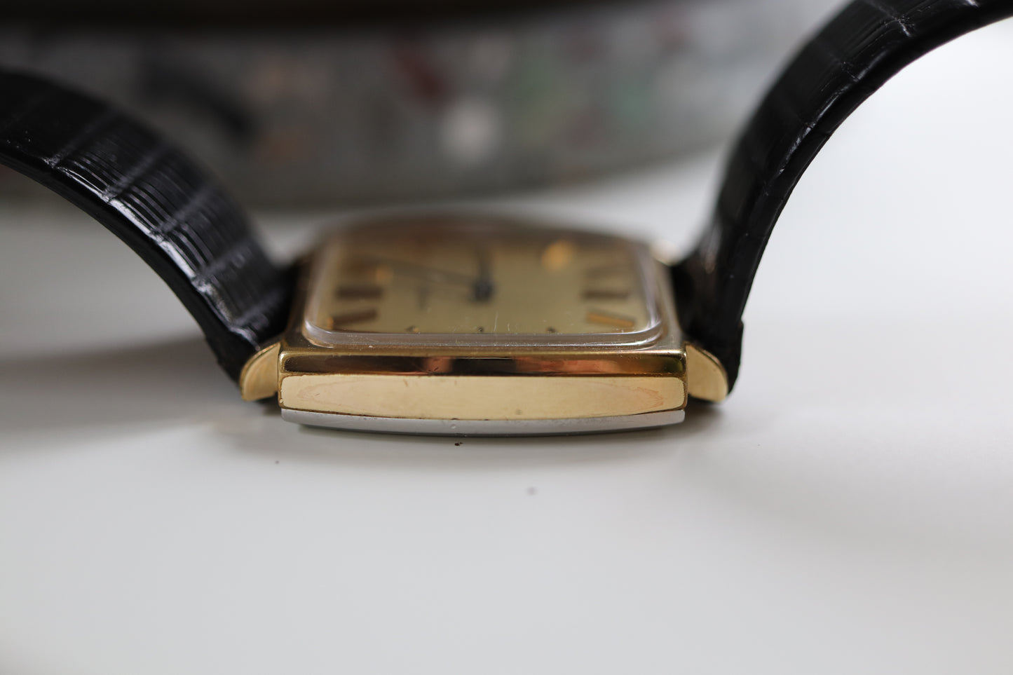 Longines manual working well linen squared dial