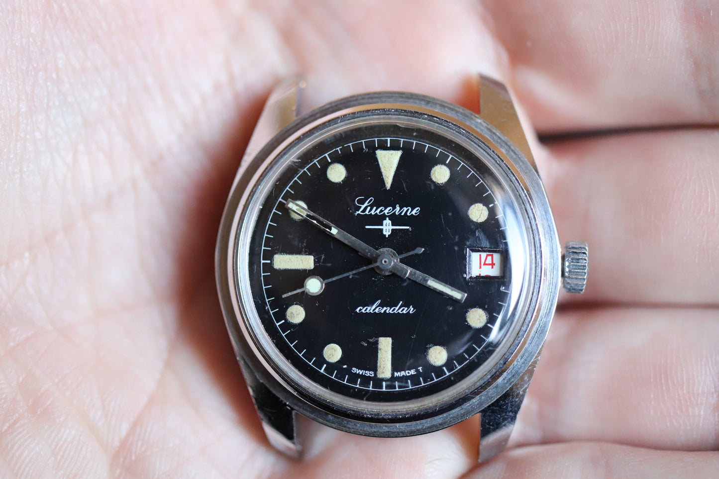 Montre calendrier avec logo Lucerne très rare - pour projet