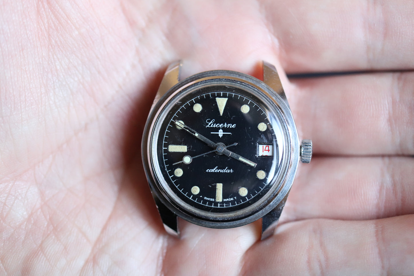 Montre calendrier avec logo Lucerne très rare - pour projet