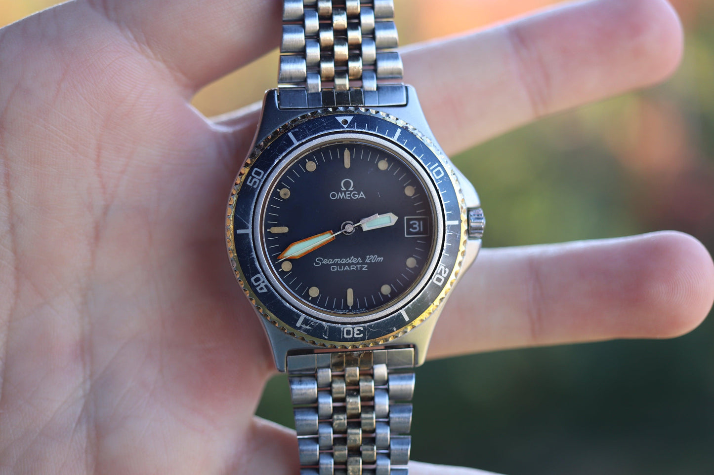 Very rare 2 tones Omega Seamaster 1337 - www.watchvault.ca