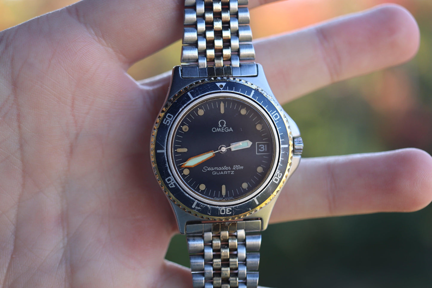 Very rare 2 tones Omega Seamaster 1337 - www.watchvault.ca