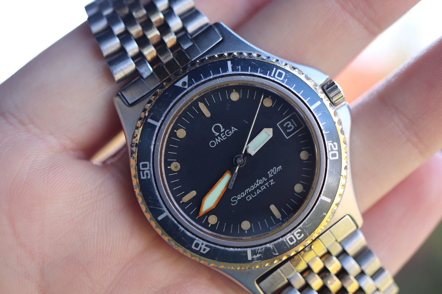 Very rare 2 tones Omega Seamaster 1337 - www.watchvault.ca