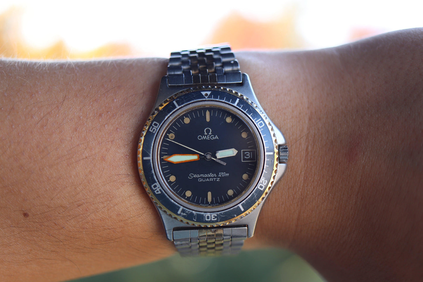 Very rare 2 tones Omega Seamaster 1337 - www.watchvault.ca