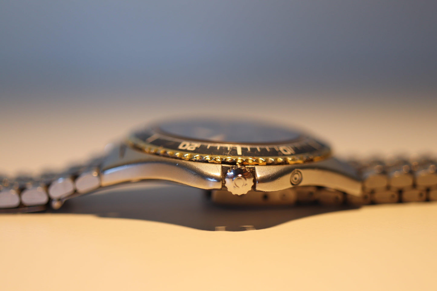 Very rare 2 tones Omega Seamaster 1337 - www.watchvault.ca
