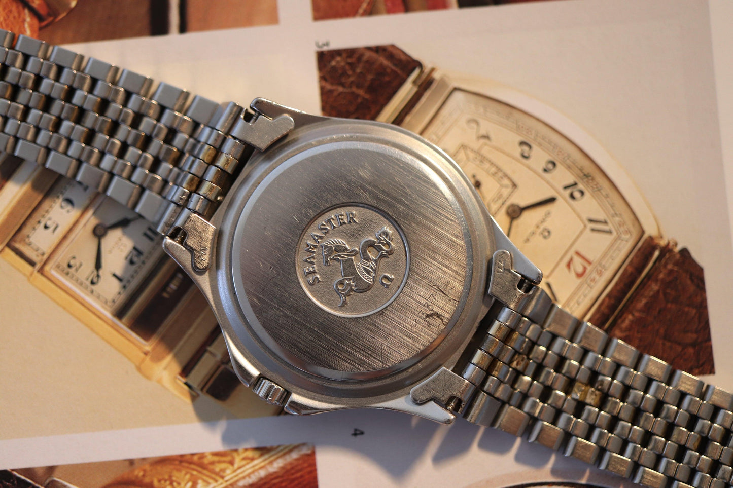 Very rare 2 tones Omega Seamaster 1337 - www.watchvault.ca