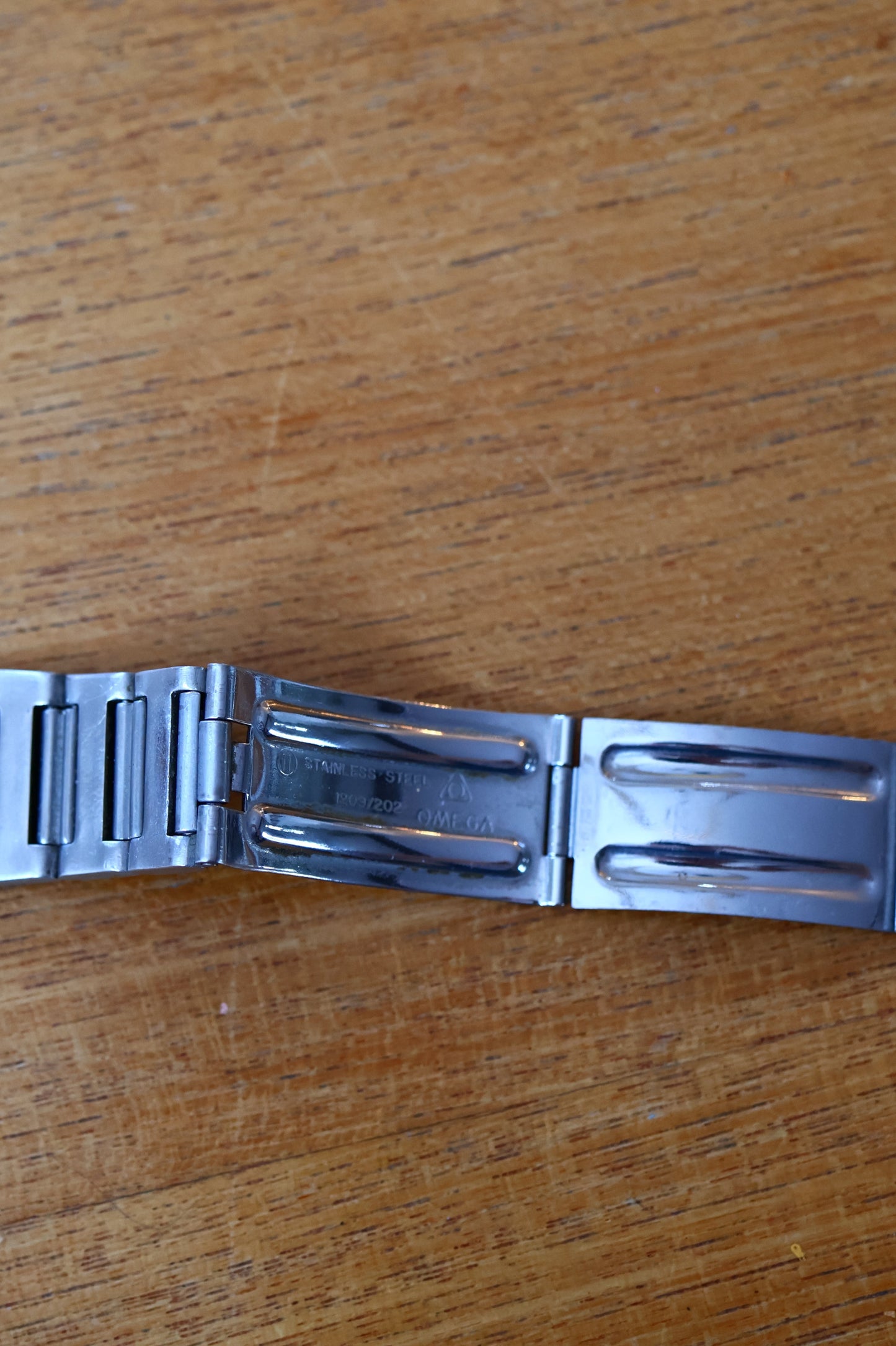 Omega Constellation Megaquartz f2.4 MHz Stardust Dial, Cal. 1510, Ref. 196.0013/396.0806