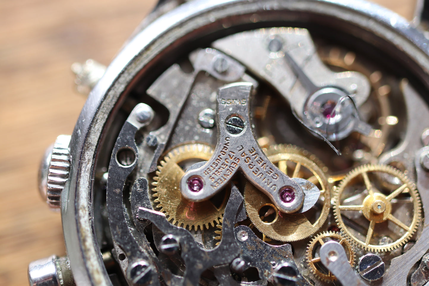 Universal Genève Uni-Compax Cal. 281 Chronograph for project