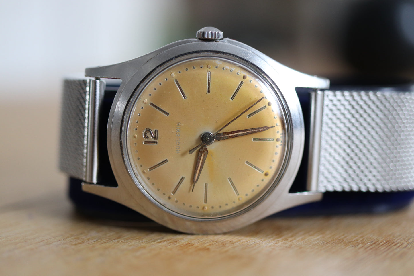 Huguenin Tropical Dial 17J Manual-Wind Watch