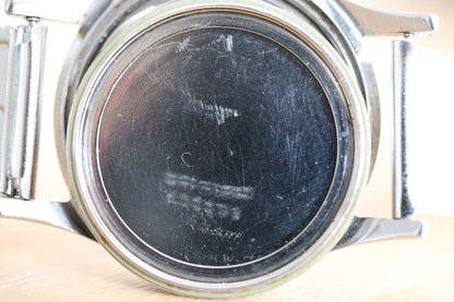 Huguenin Tropical Dial 17J Manual-Wind Watch