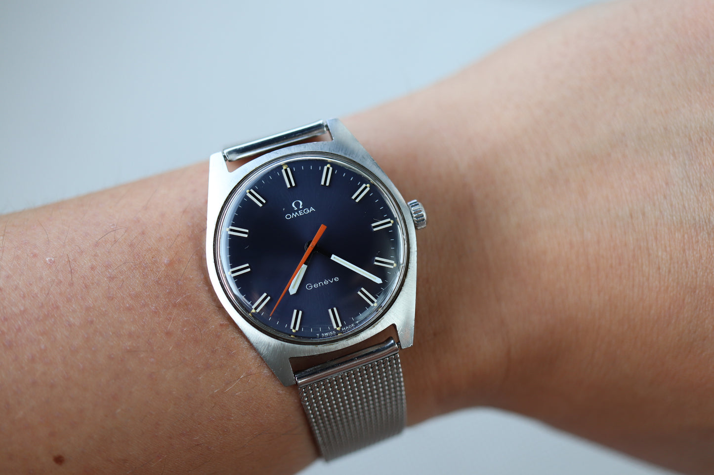 Omega Genève Ref. 135.041 – A Timeless Classic